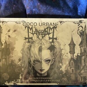 Coco Urban Eyeshadow Palette with 24 Shades